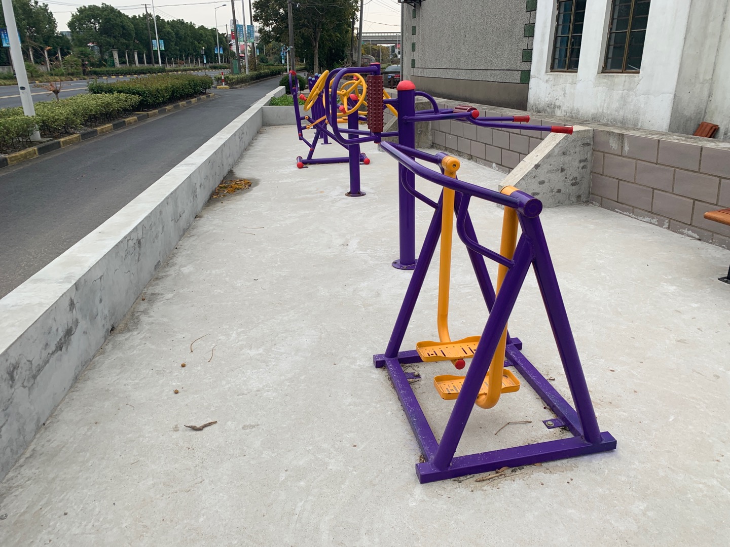 萬祥鎮(zhèn)新路村健身點(diǎn)