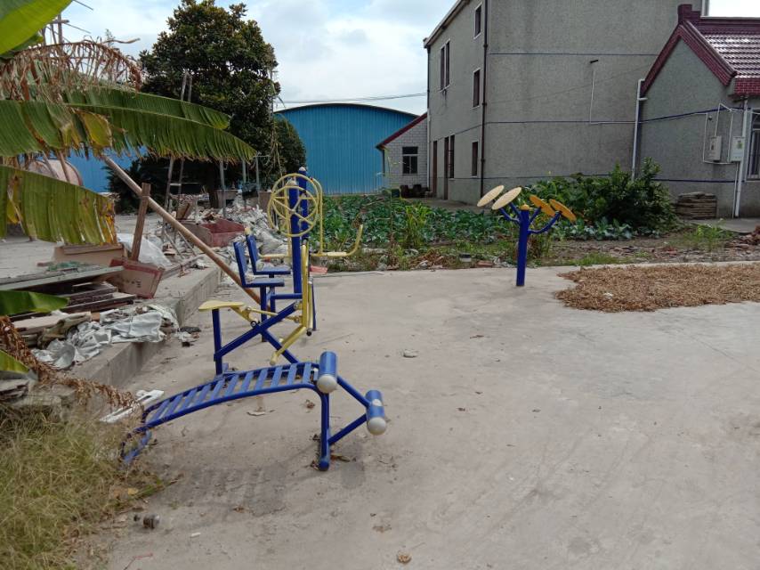 崇明區(qū)中興鎮(zhèn)汲浜大公16隊(duì)健身點(diǎn)