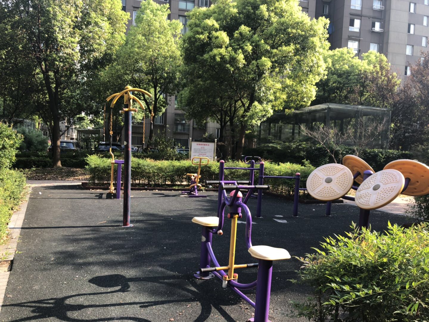 滄海綠苑四期健身點(diǎn)