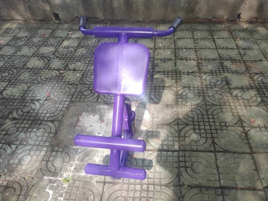 背肌訓(xùn)練器