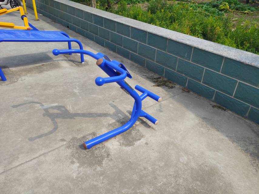 背肌訓(xùn)練器