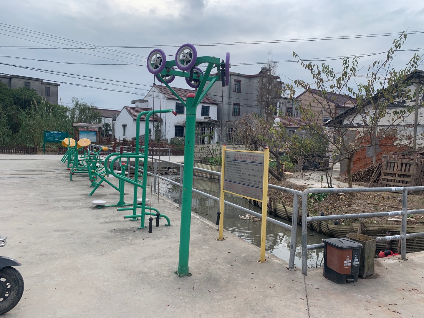 萬祥鎮(zhèn)萬興村健身點