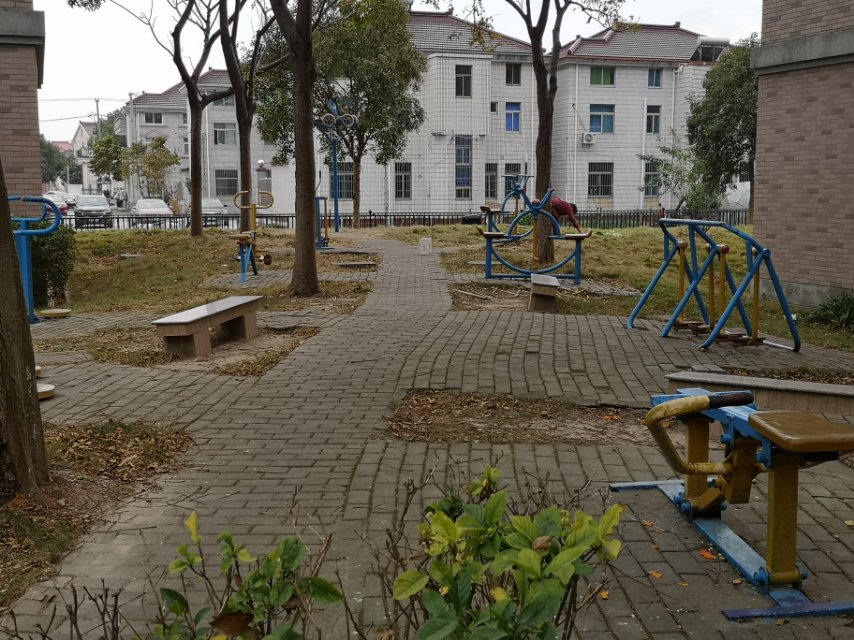 欣松苑居委625弄健身點(diǎn)