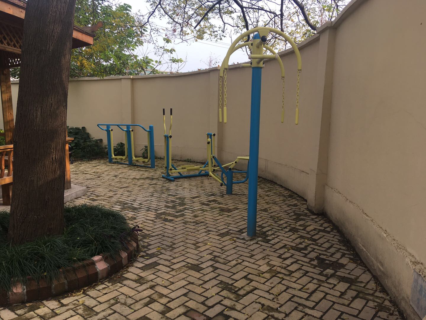 龍州健身點(diǎn)