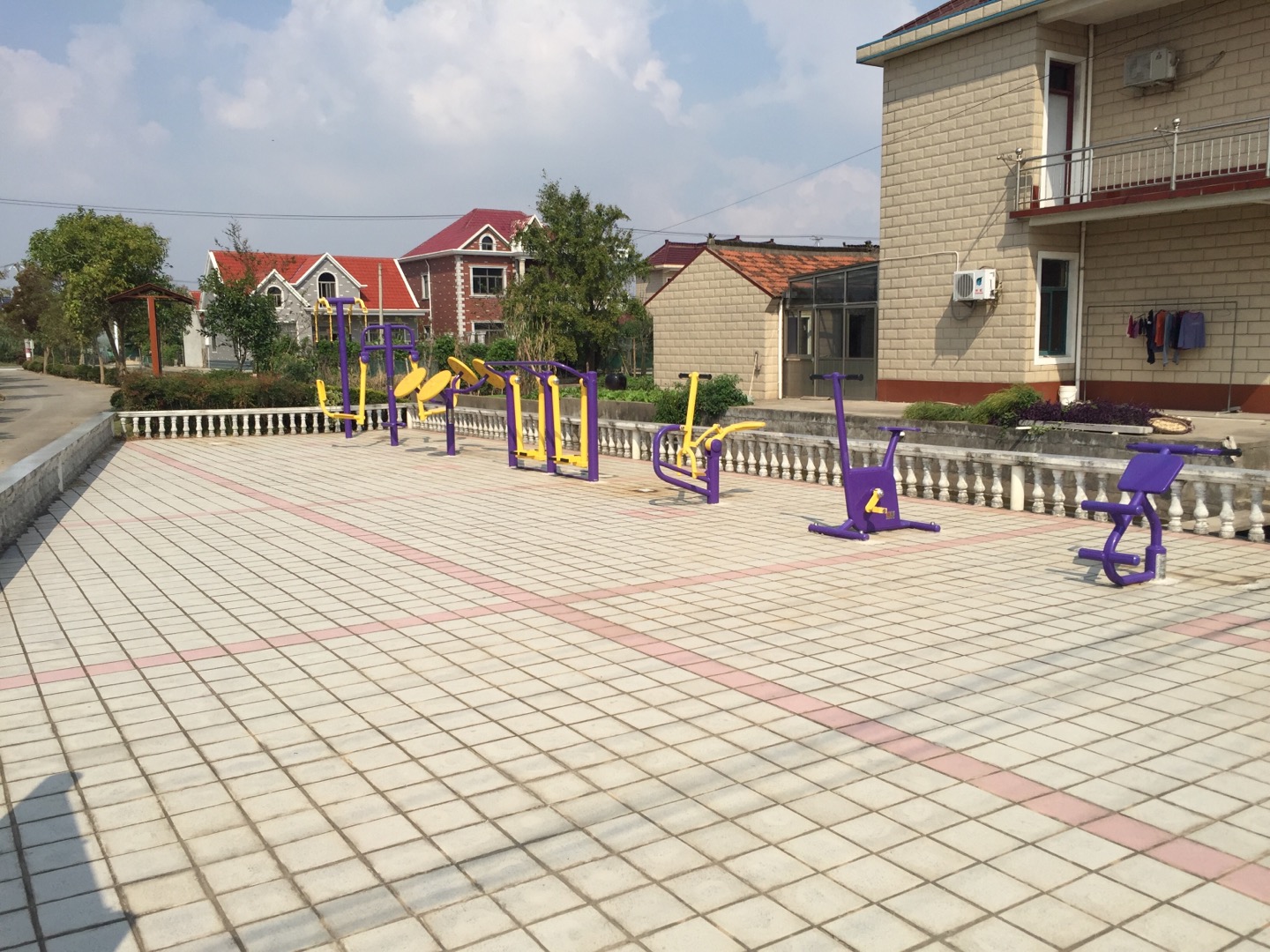 東興村七組健身點(diǎn)