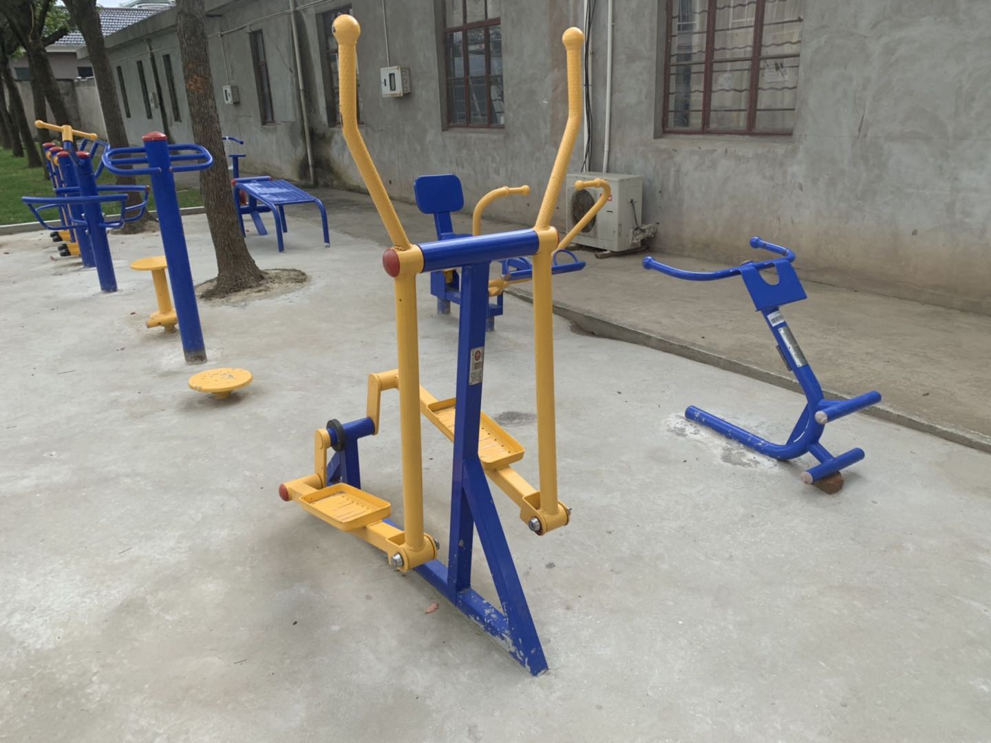 室外橢圓機(jī)