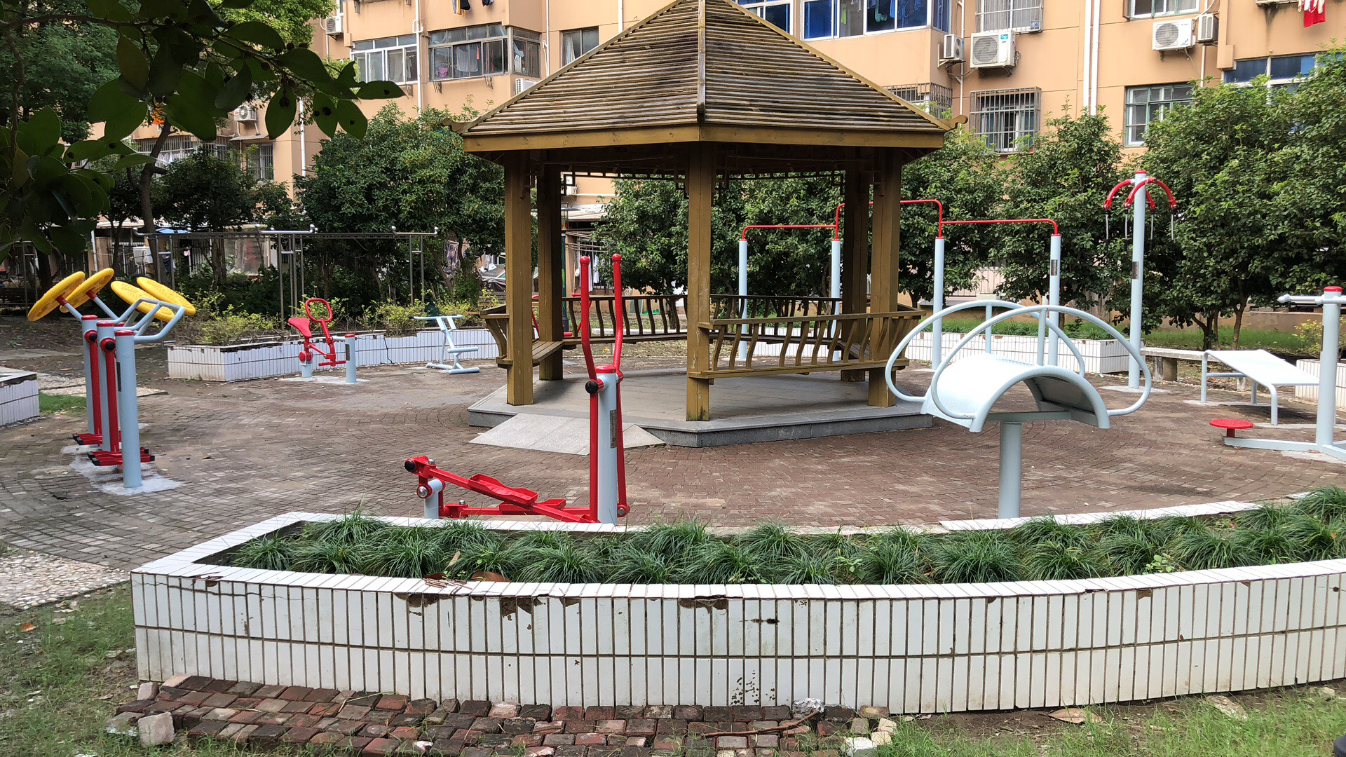 御橋四居健身點(diǎn)