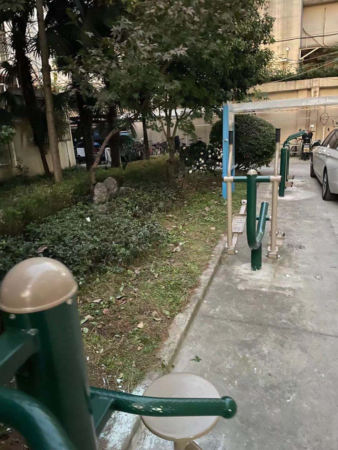 靜安區(qū)靜安寺街道三義坊居委健身點(diǎn)（新閘路1911弄）