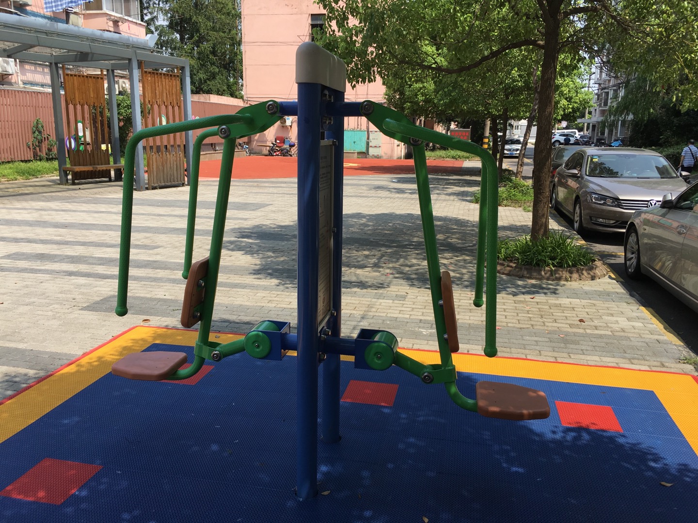 雙立柱前推訓練器