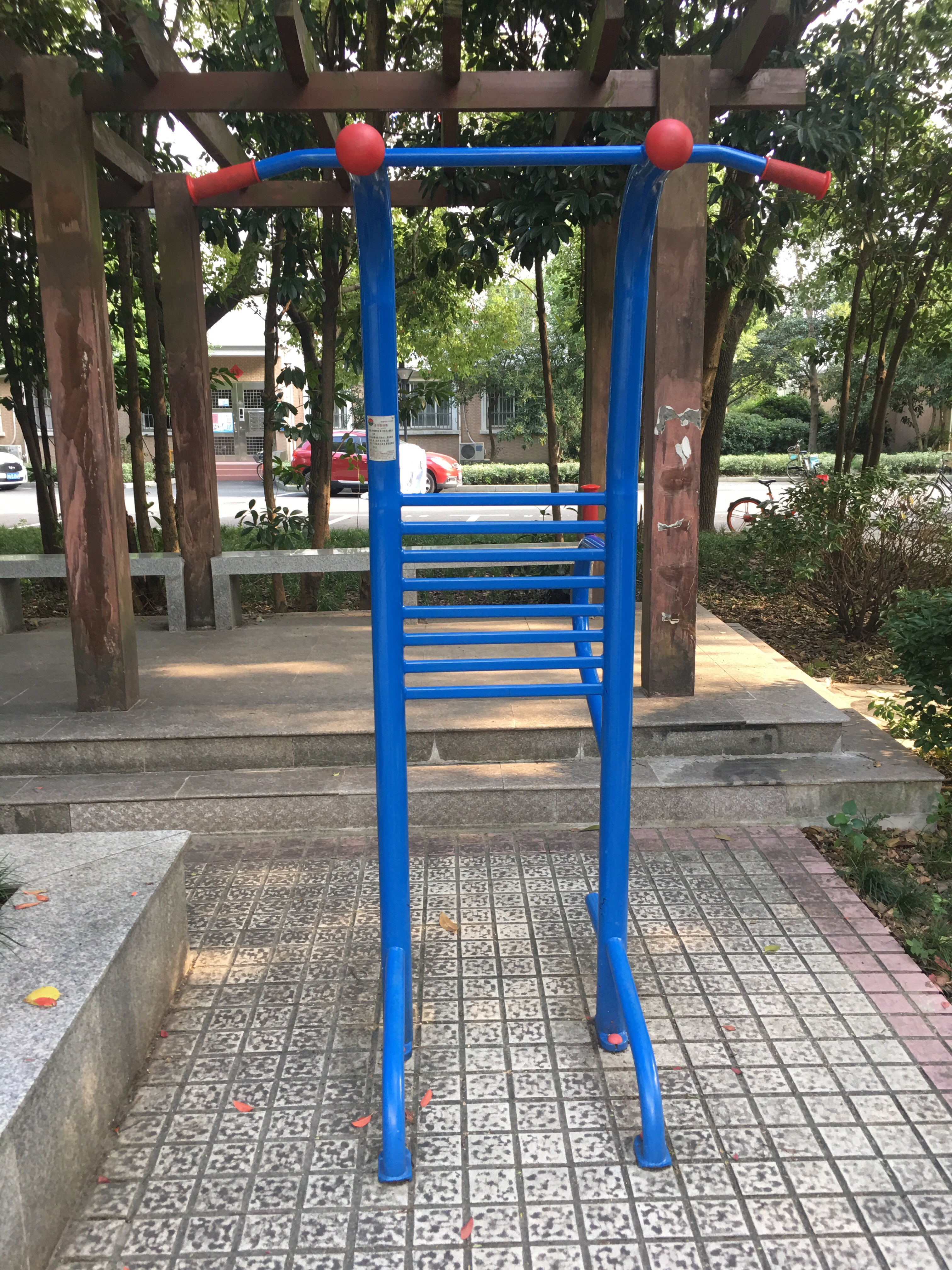 多功能訓(xùn)練器