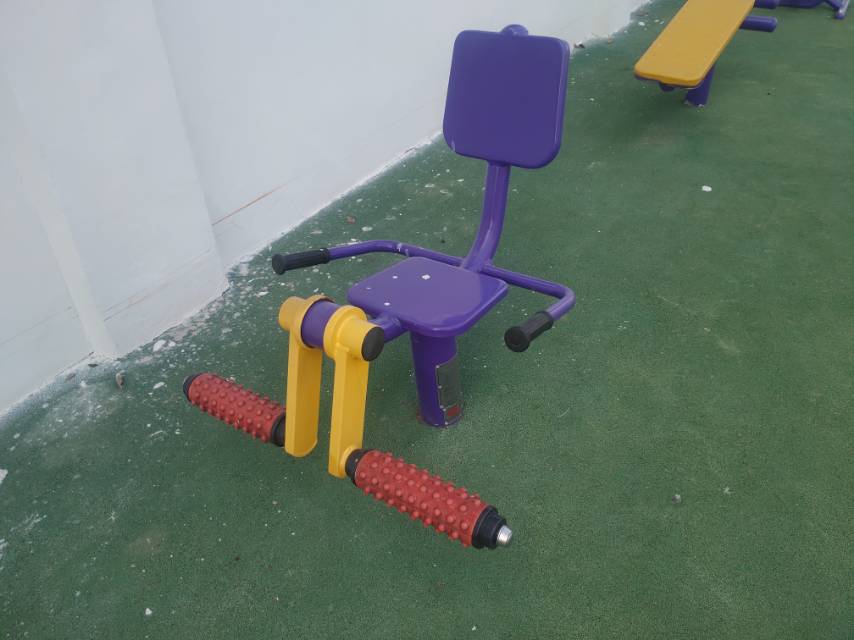 膝關(guān)節(jié)訓(xùn)練器