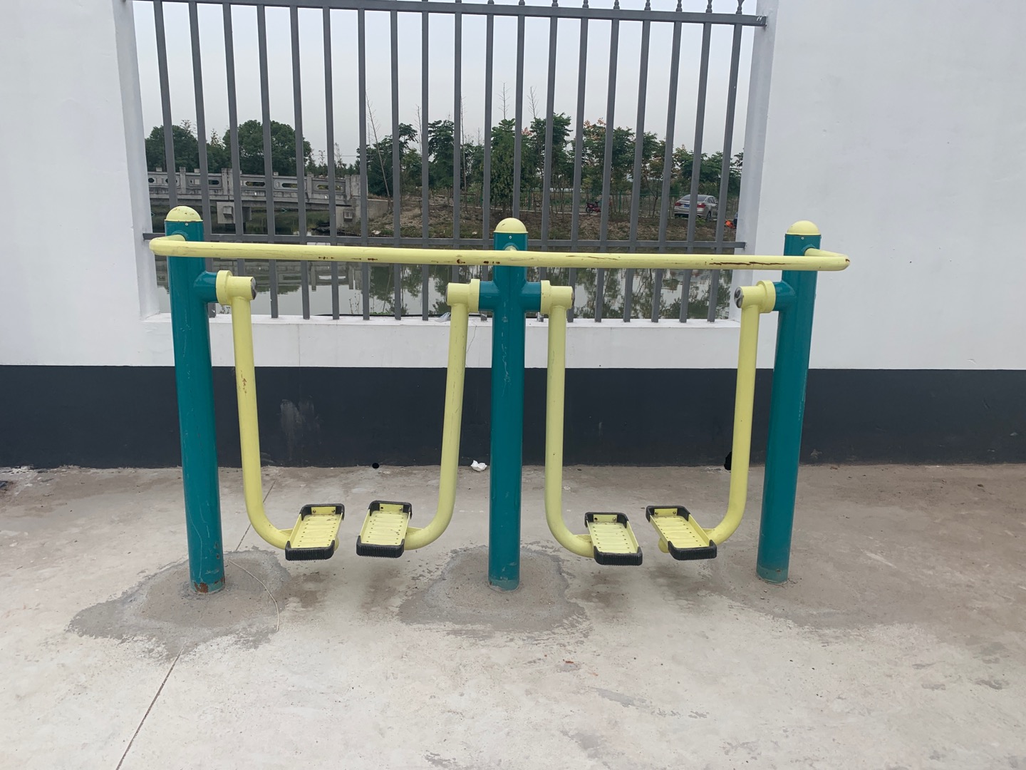 雙位太空漫步機(jī)