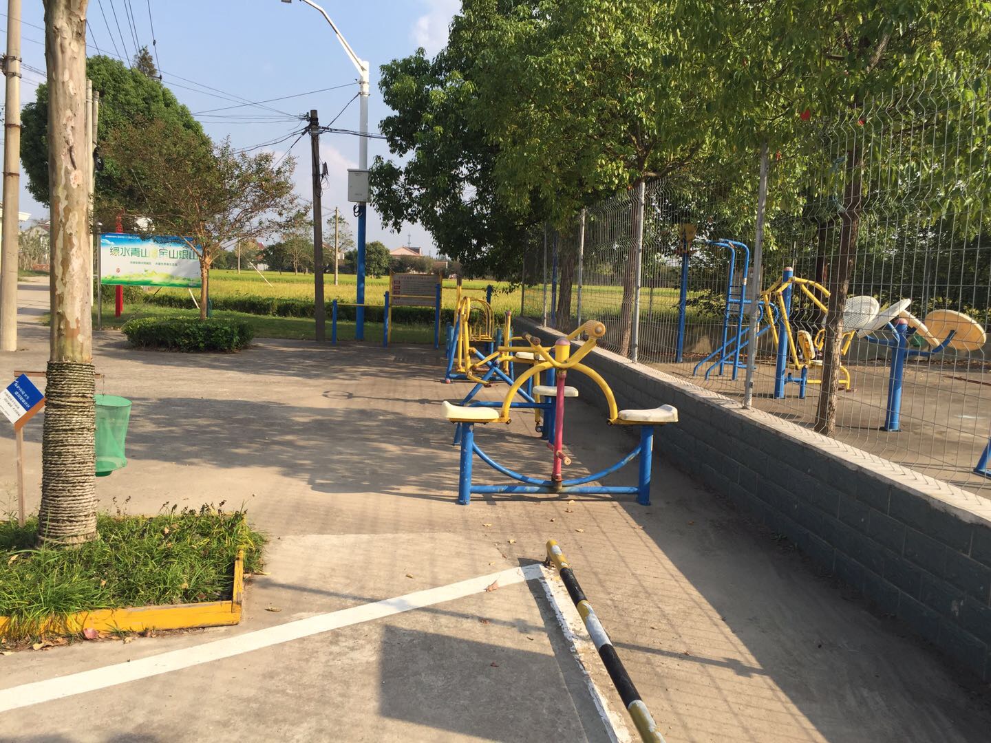 廟鎮(zhèn)窯橋村健身點一