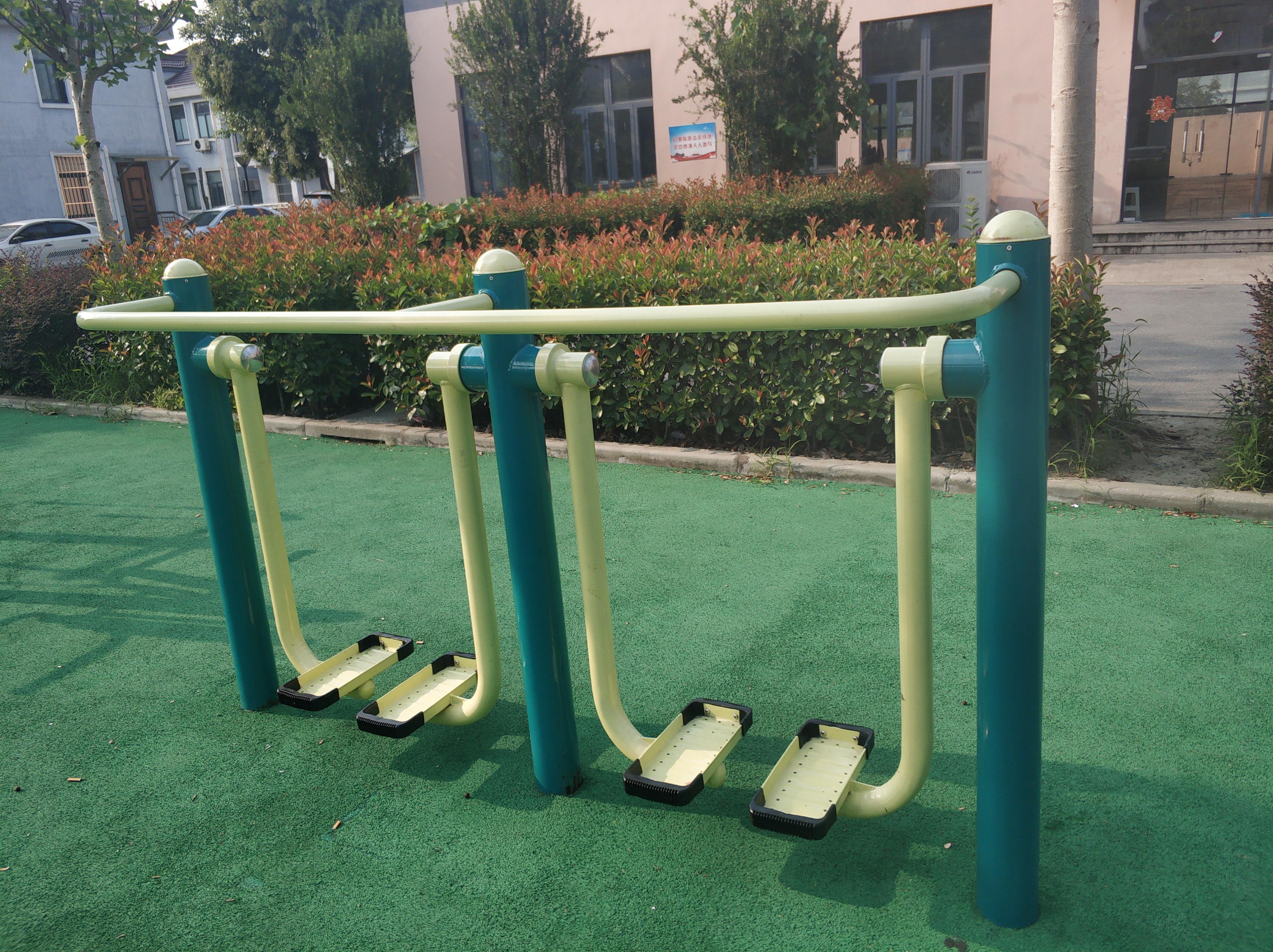 雙位太空漫步機(jī)