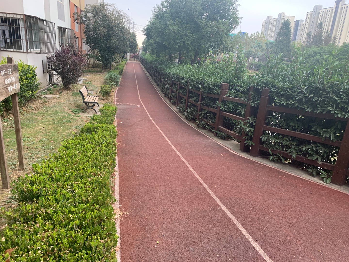 舜峰家苑健康步道