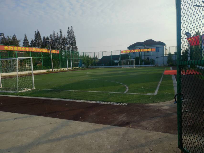 聚訓(xùn)村多功能市民球場(chǎng)(足)