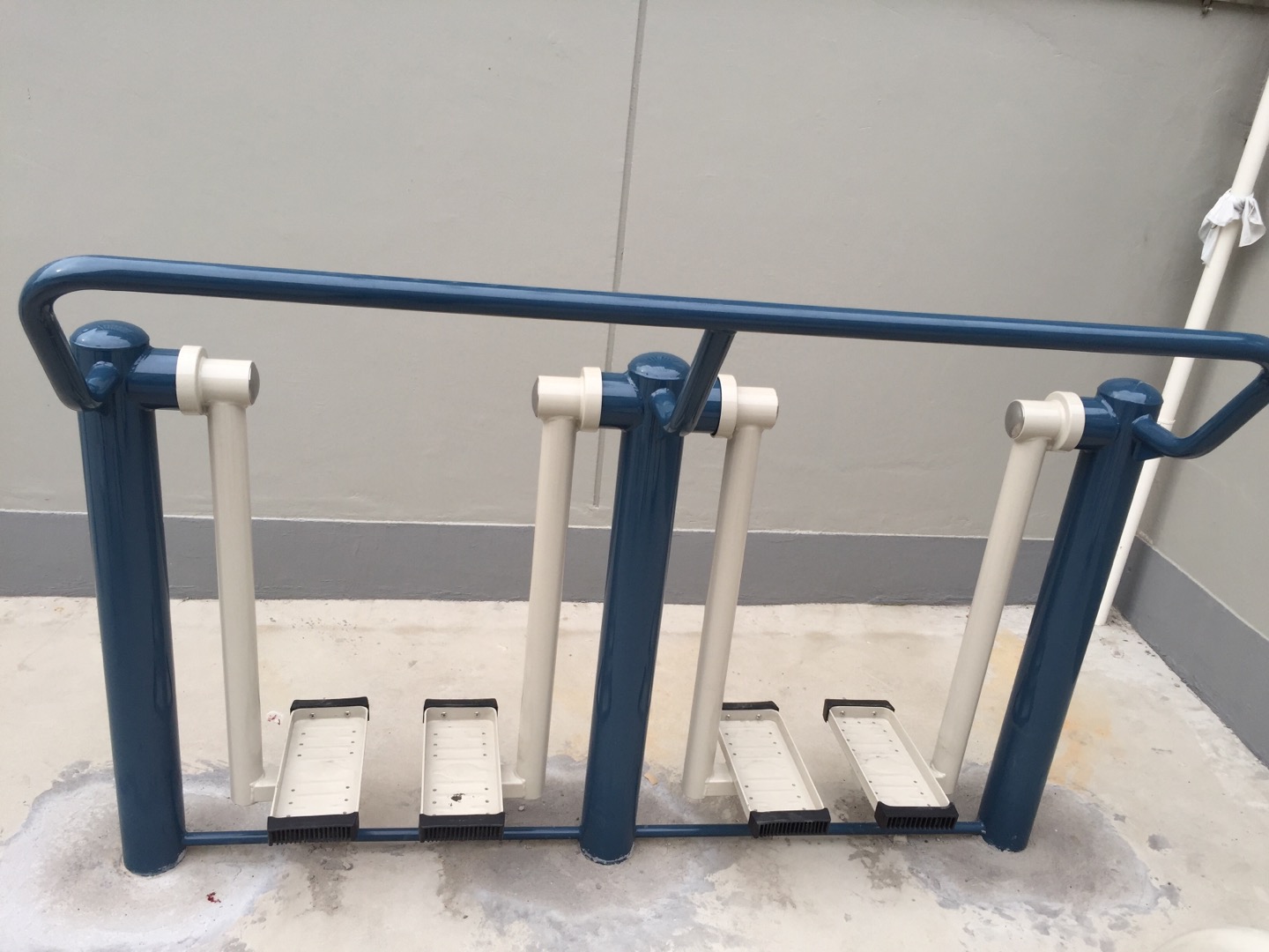 二位太空漫步機