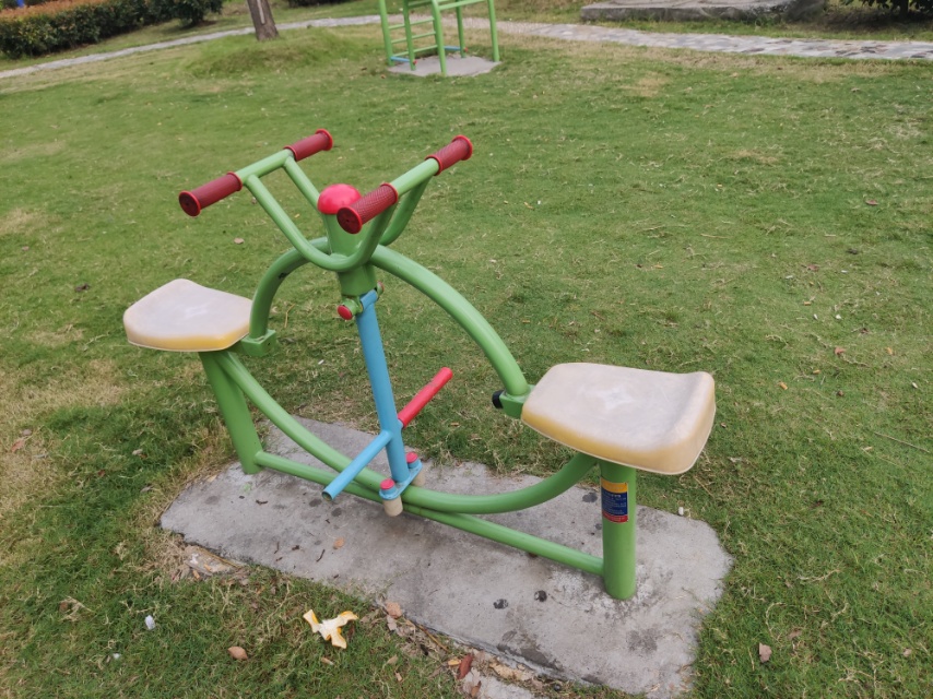 下肢康復(fù)器