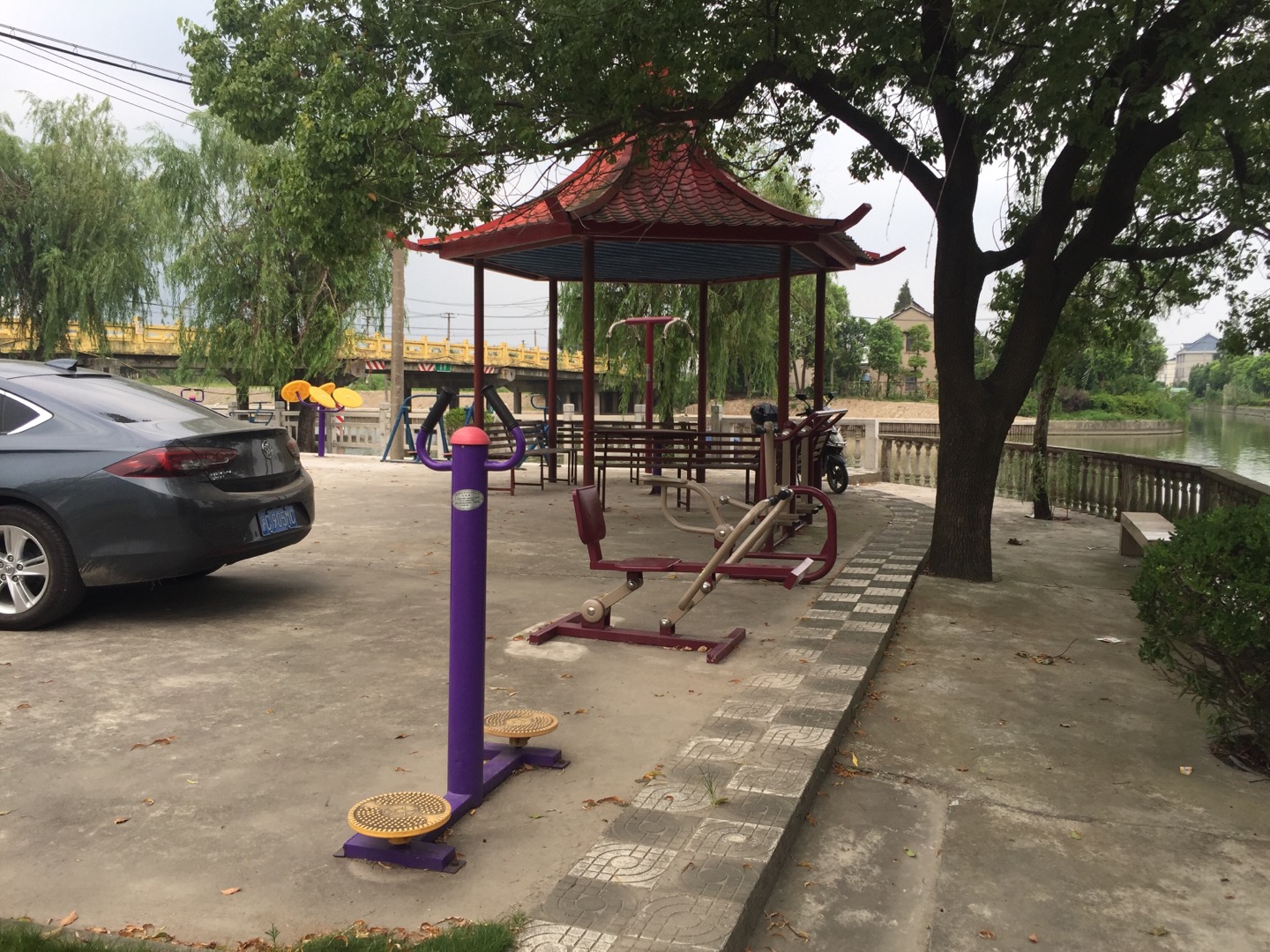 聯(lián)三村健身點