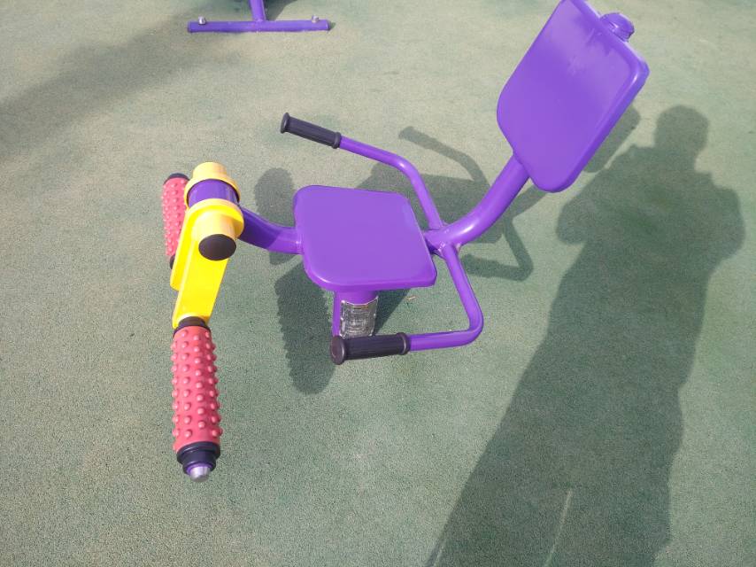 膝關節(jié)訓練器