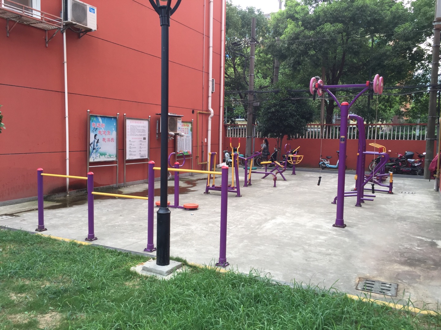 金豐居委南區(qū)健身點