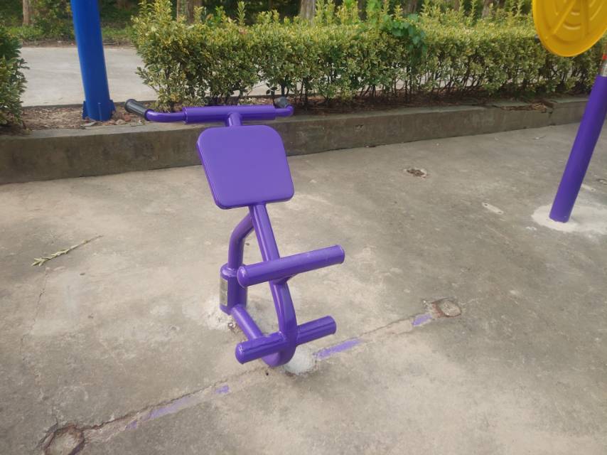 背肌訓(xùn)練器