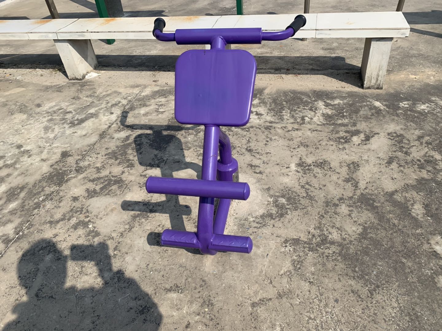 背肌訓(xùn)練器