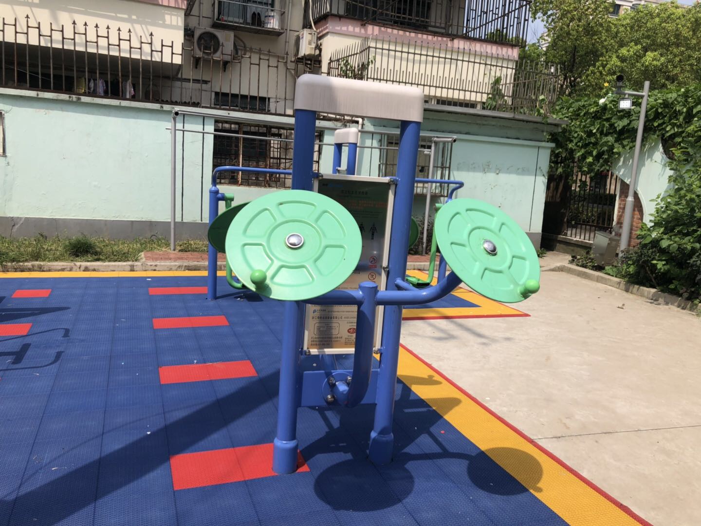 雙立柱太極揉推器