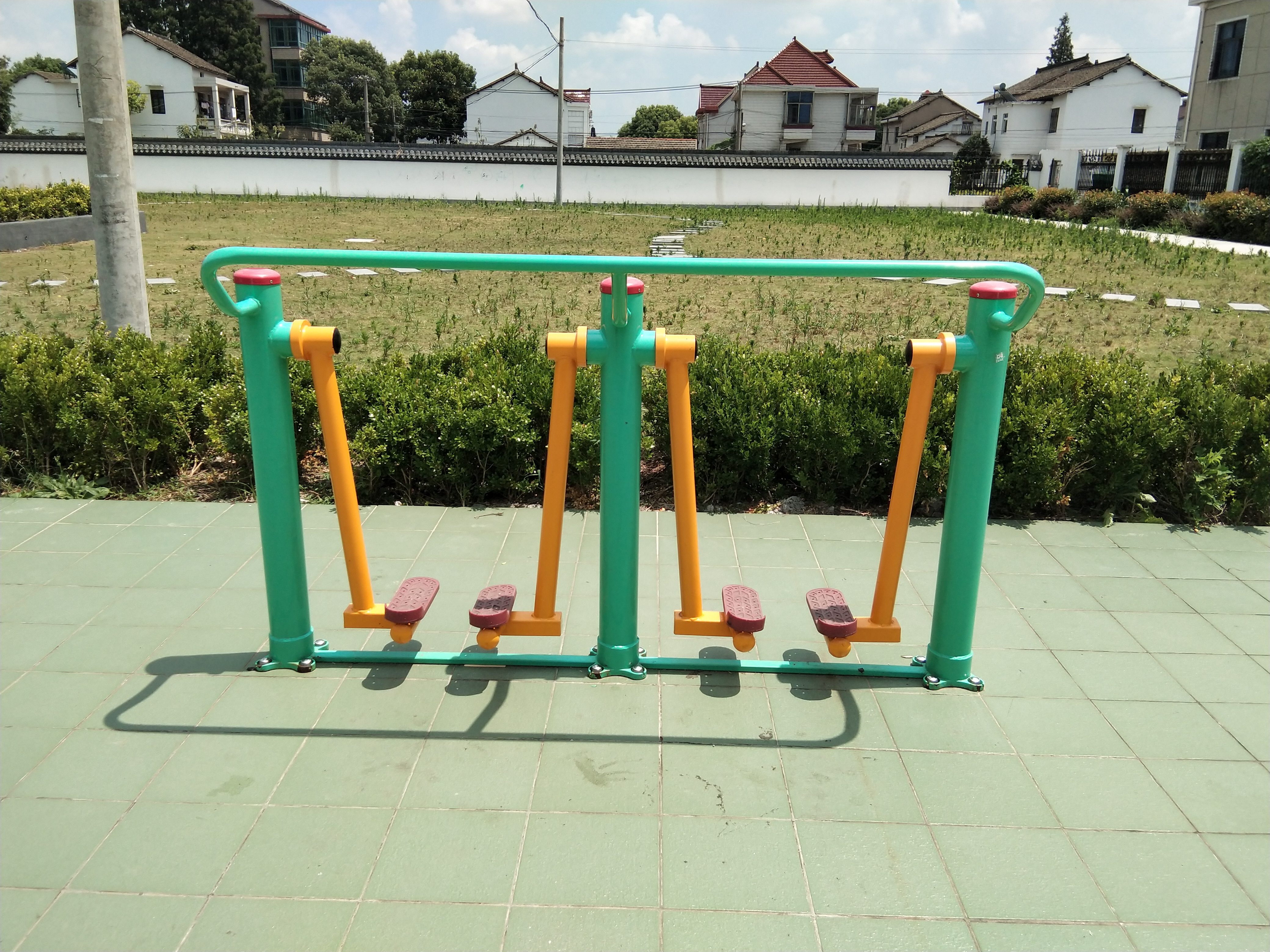 兩聯(lián)漫步機(jī)