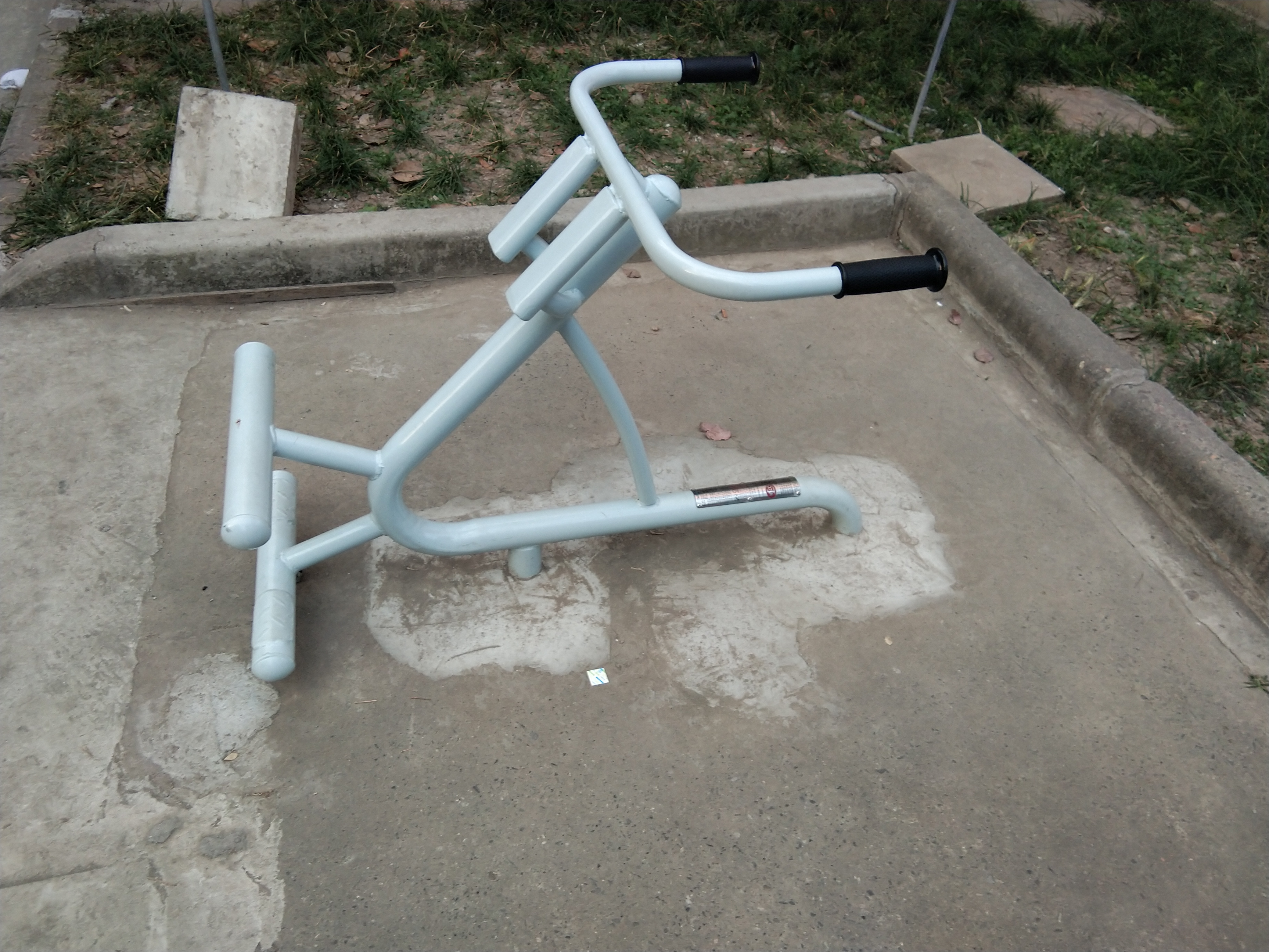 背肌訓(xùn)練器