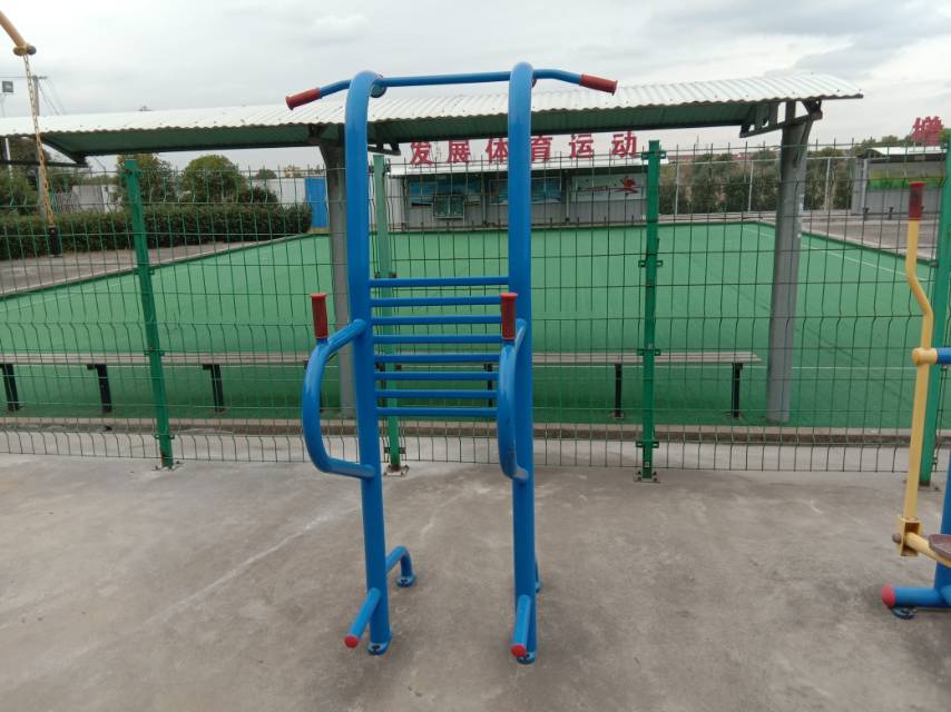 多功能訓(xùn)練器