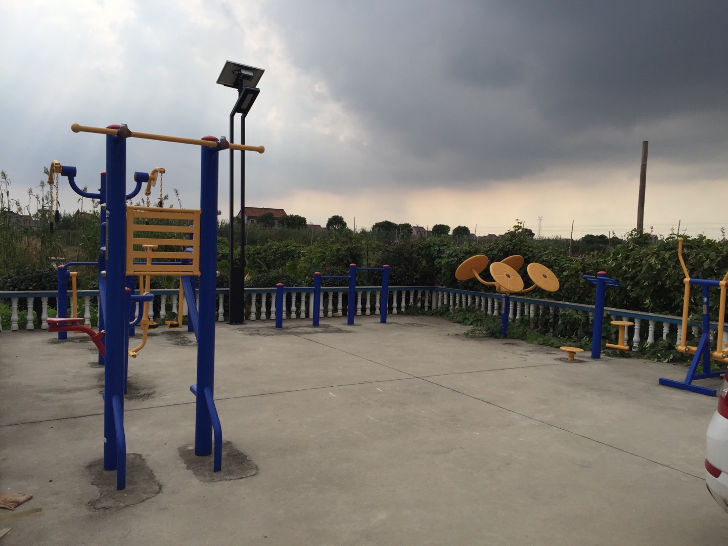 江海村一組健身點