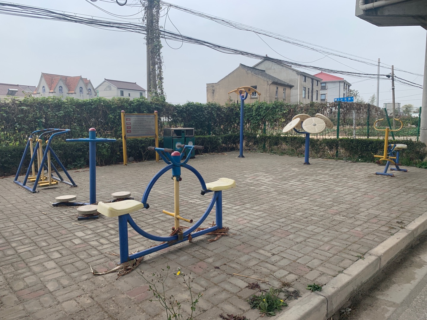 萬宏村萬五10組