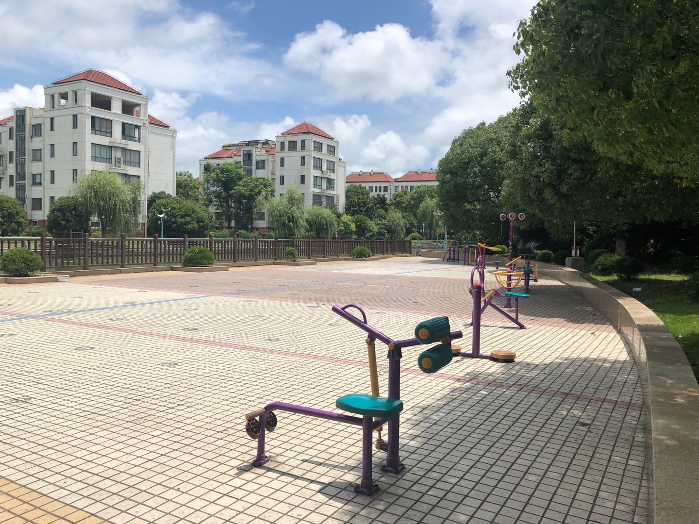 新華村第三健身點(diǎn)