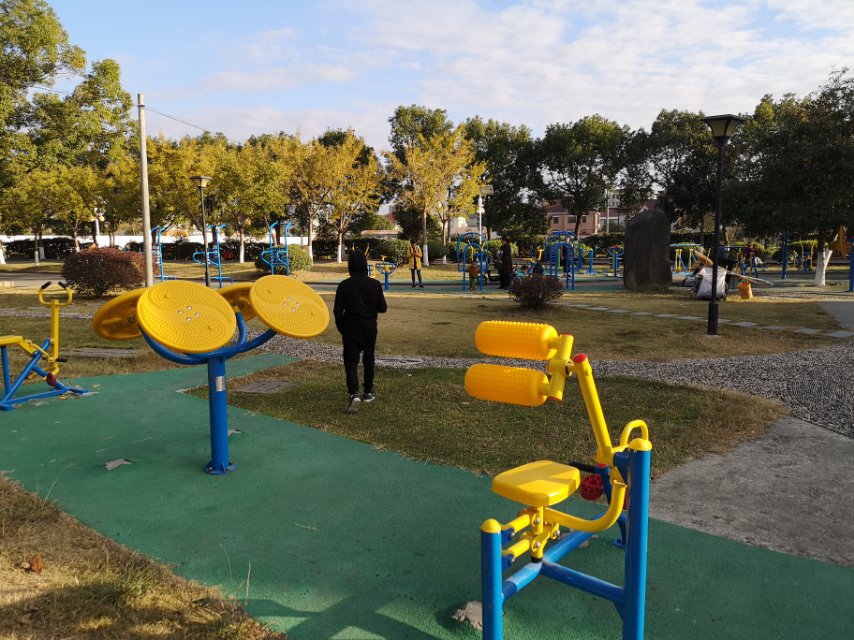 六灶文化廣場健身苑