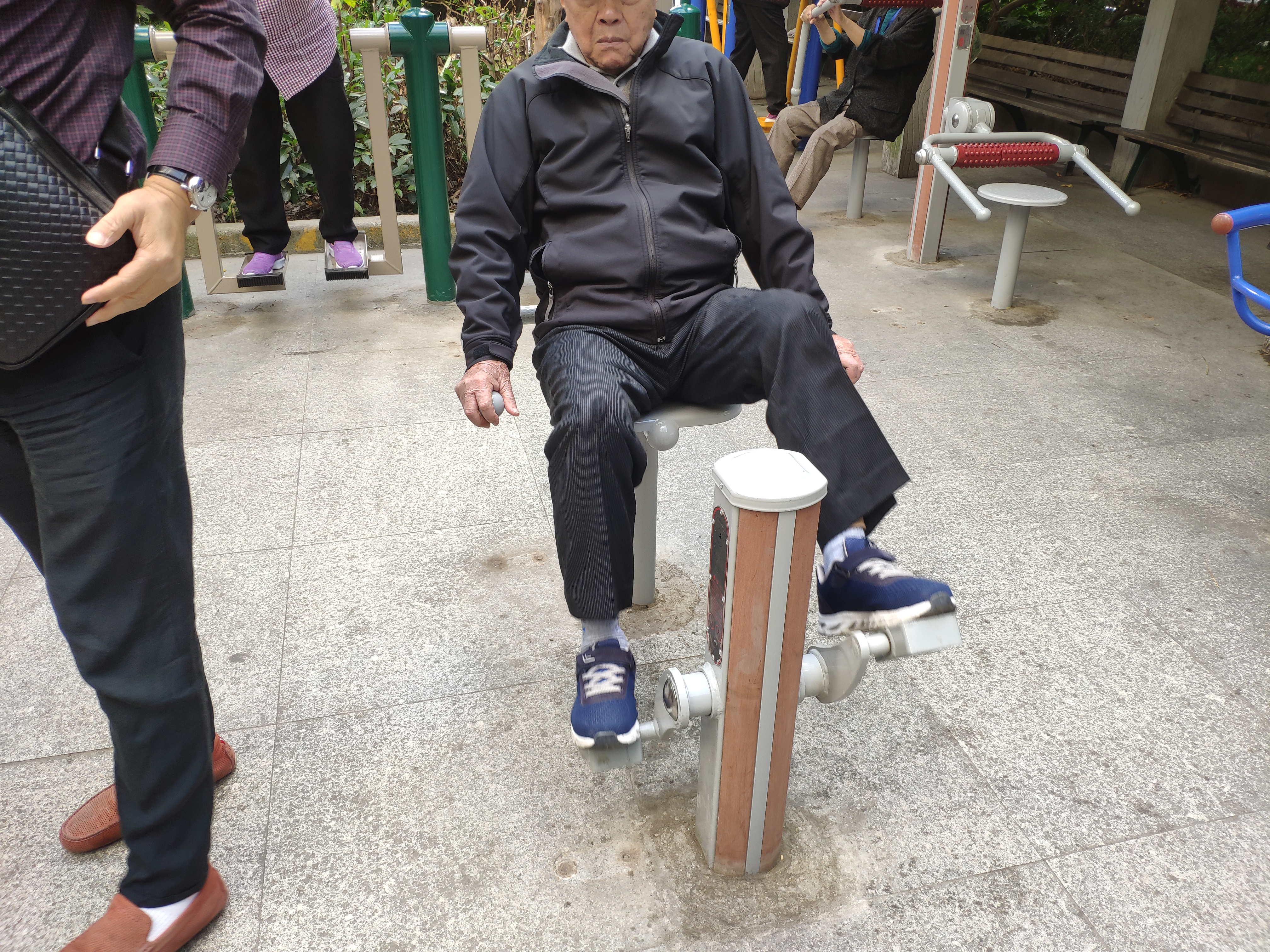 臥式健身車(chē)