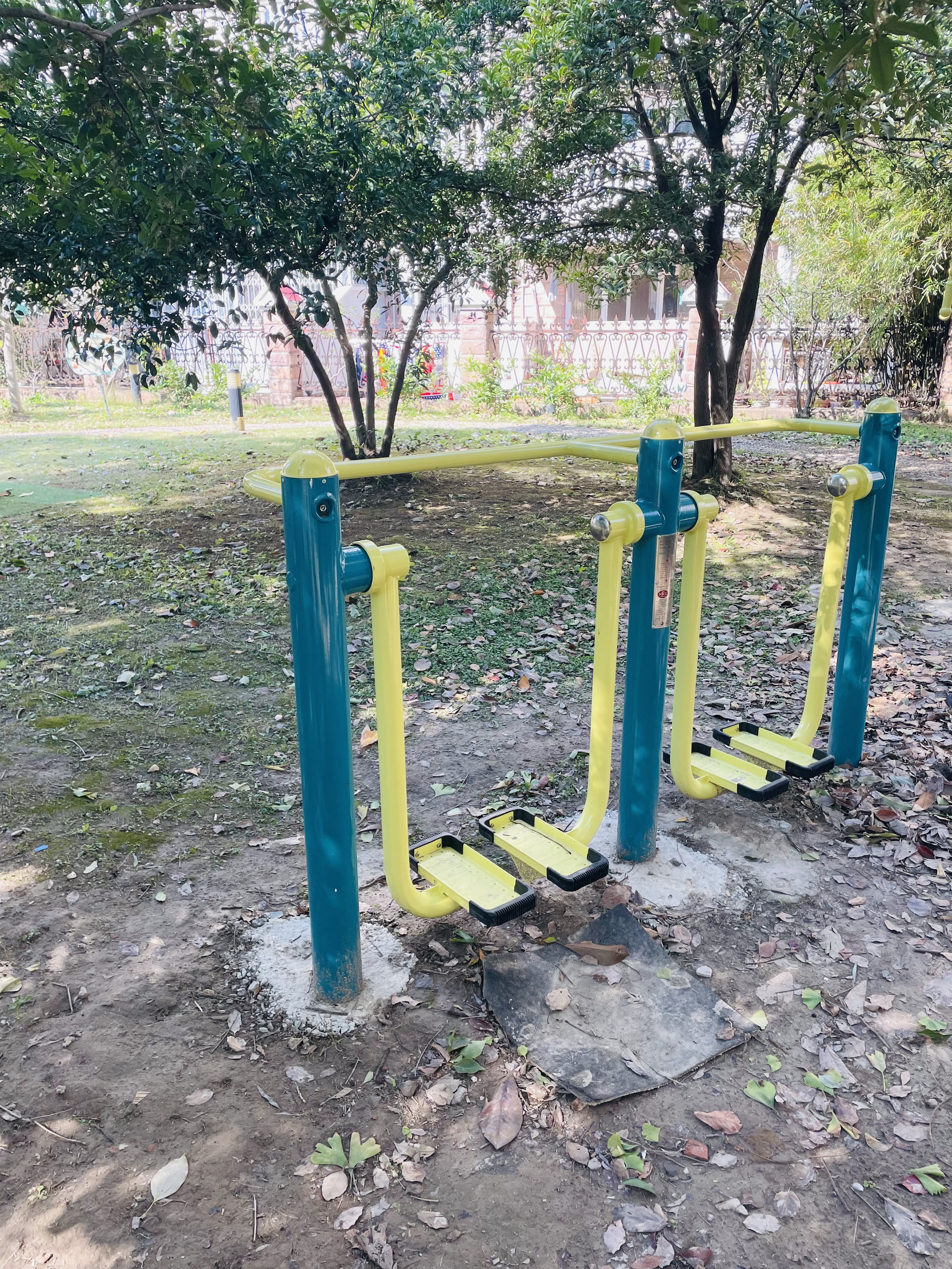 二位智能太空漫步機(jī)