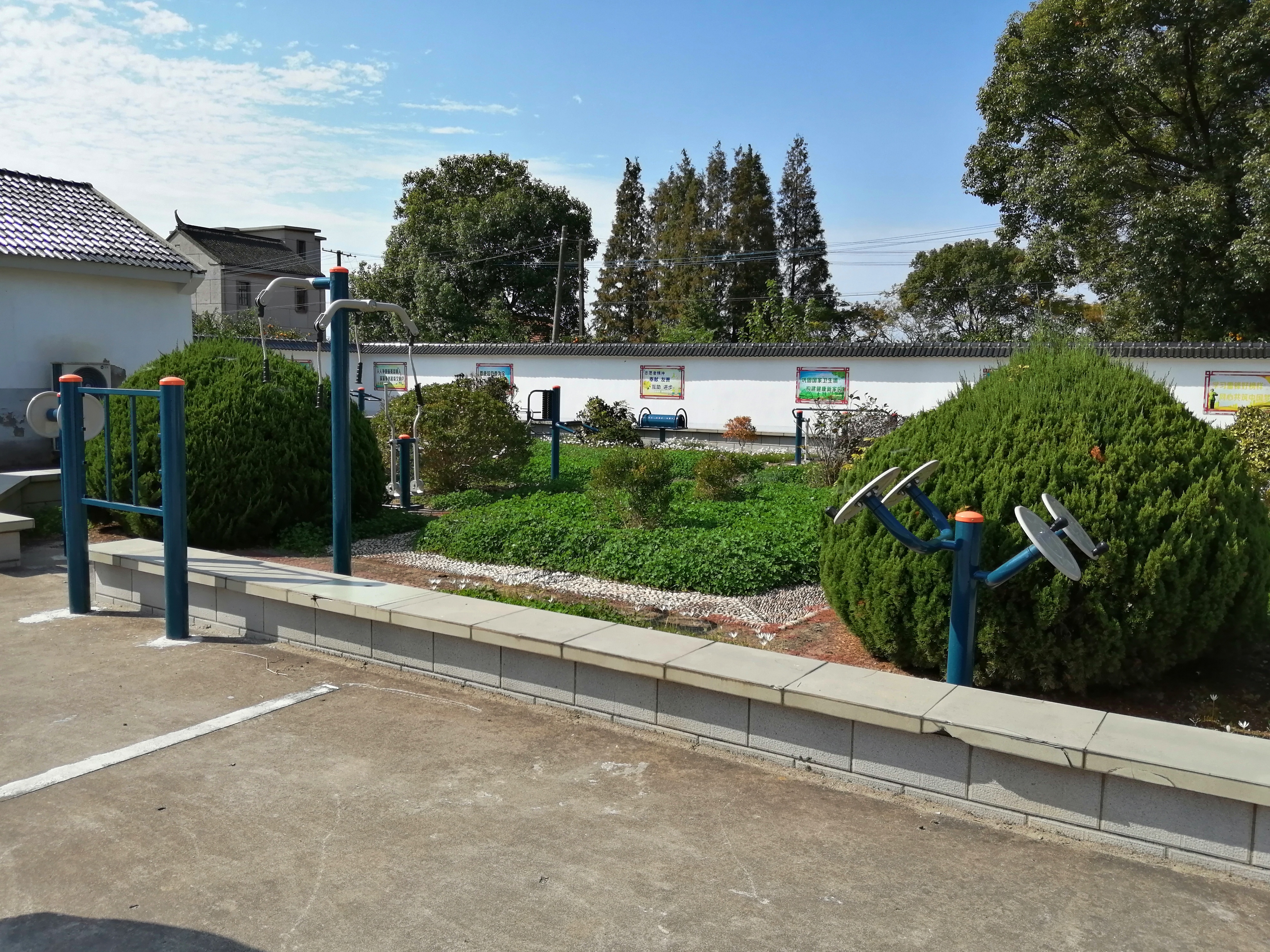 堡鎮(zhèn)電業(yè)社區(qū)健身點(diǎn)