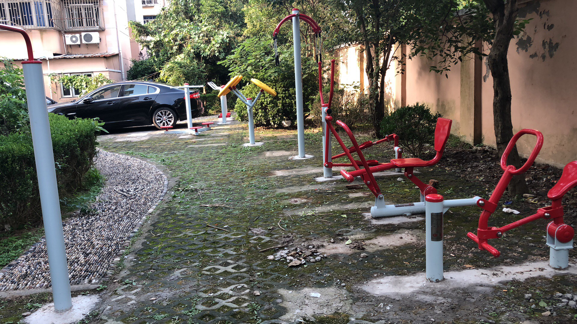 下西浜居委健身點