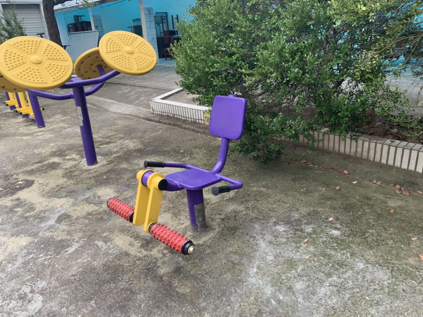 膝關(guān)節(jié)訓(xùn)練器