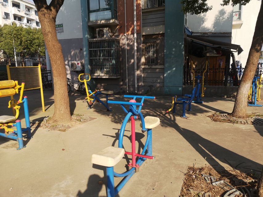 華順居委健身苑點