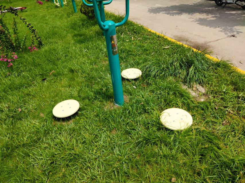 三人轉(zhuǎn)腰器