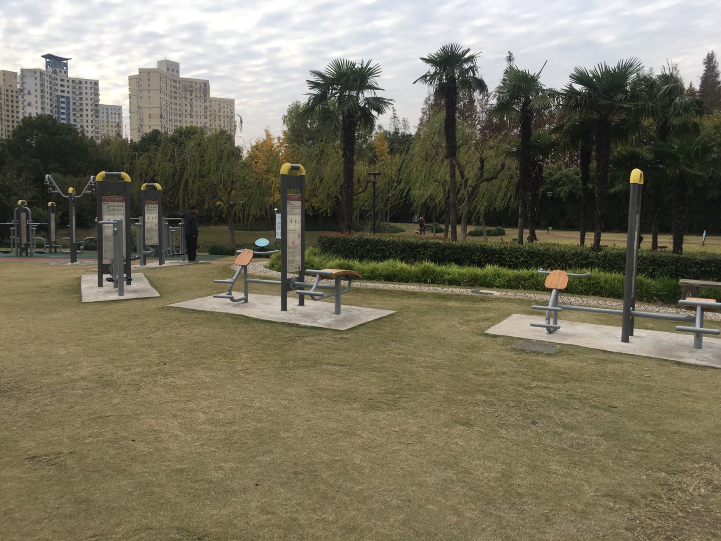 陽(yáng)光綠地市民益智健身點(diǎn)1