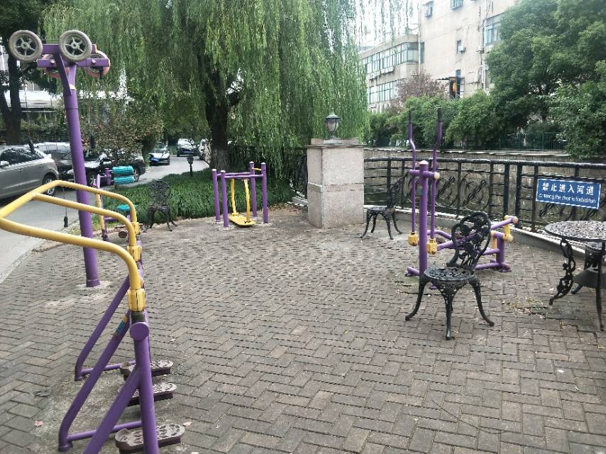 文化花園居委健身點(diǎn)B