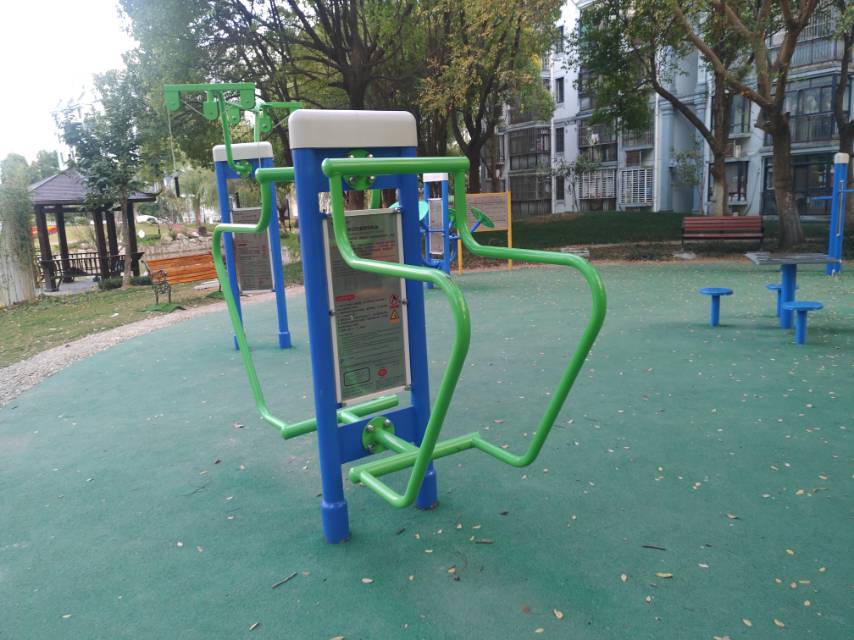 雙立柱曲臂訓(xùn)練器