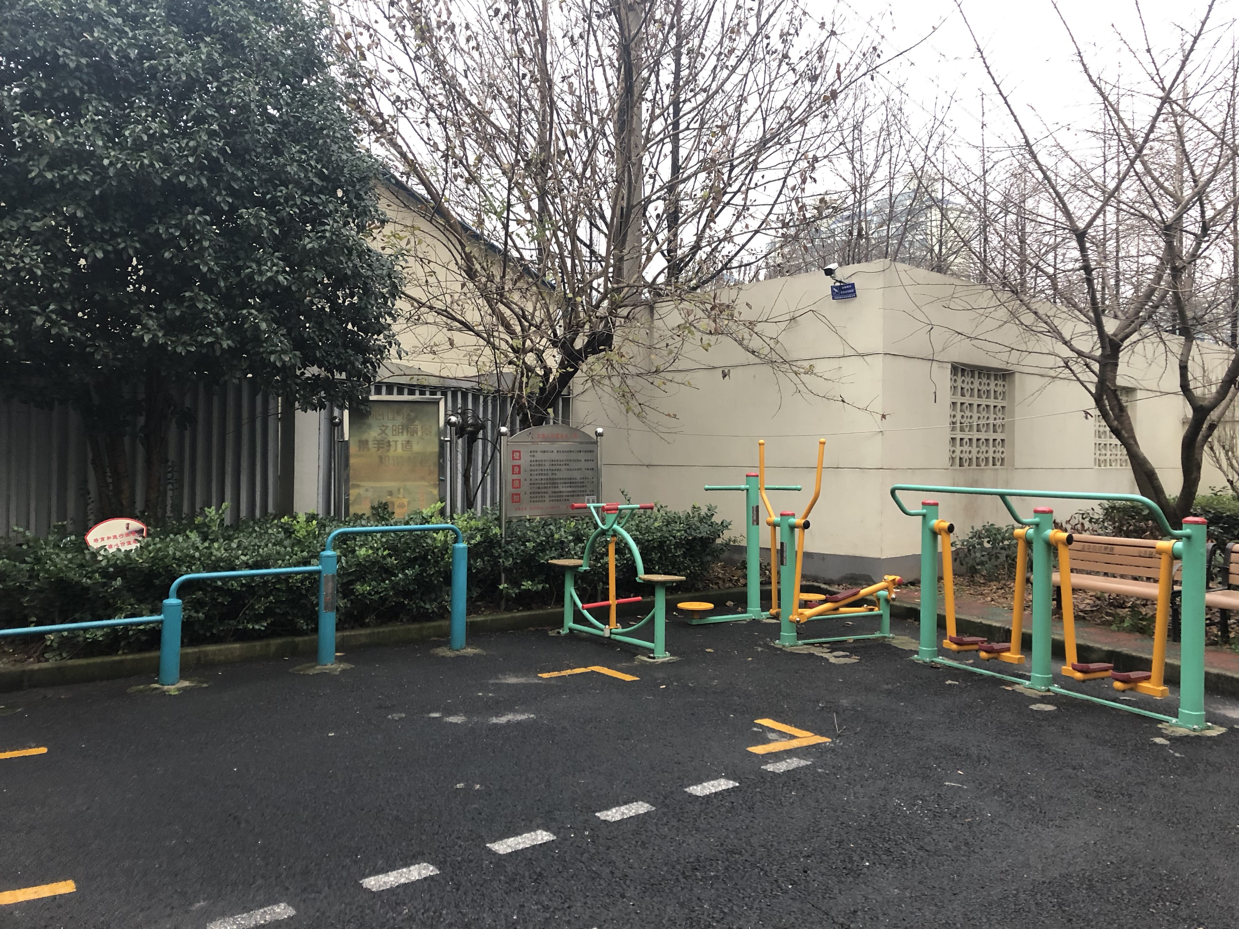 龍南六村（西）健身點