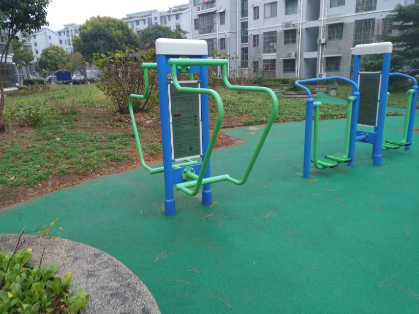 雙立柱曲臂訓練器