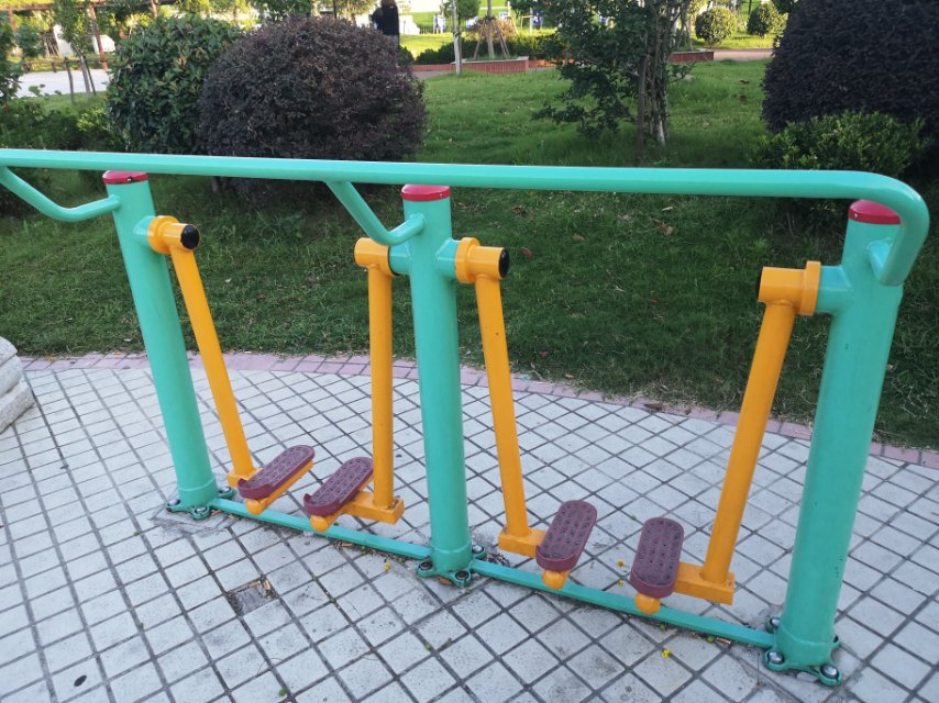 兩聯(lián)漫步機(jī)