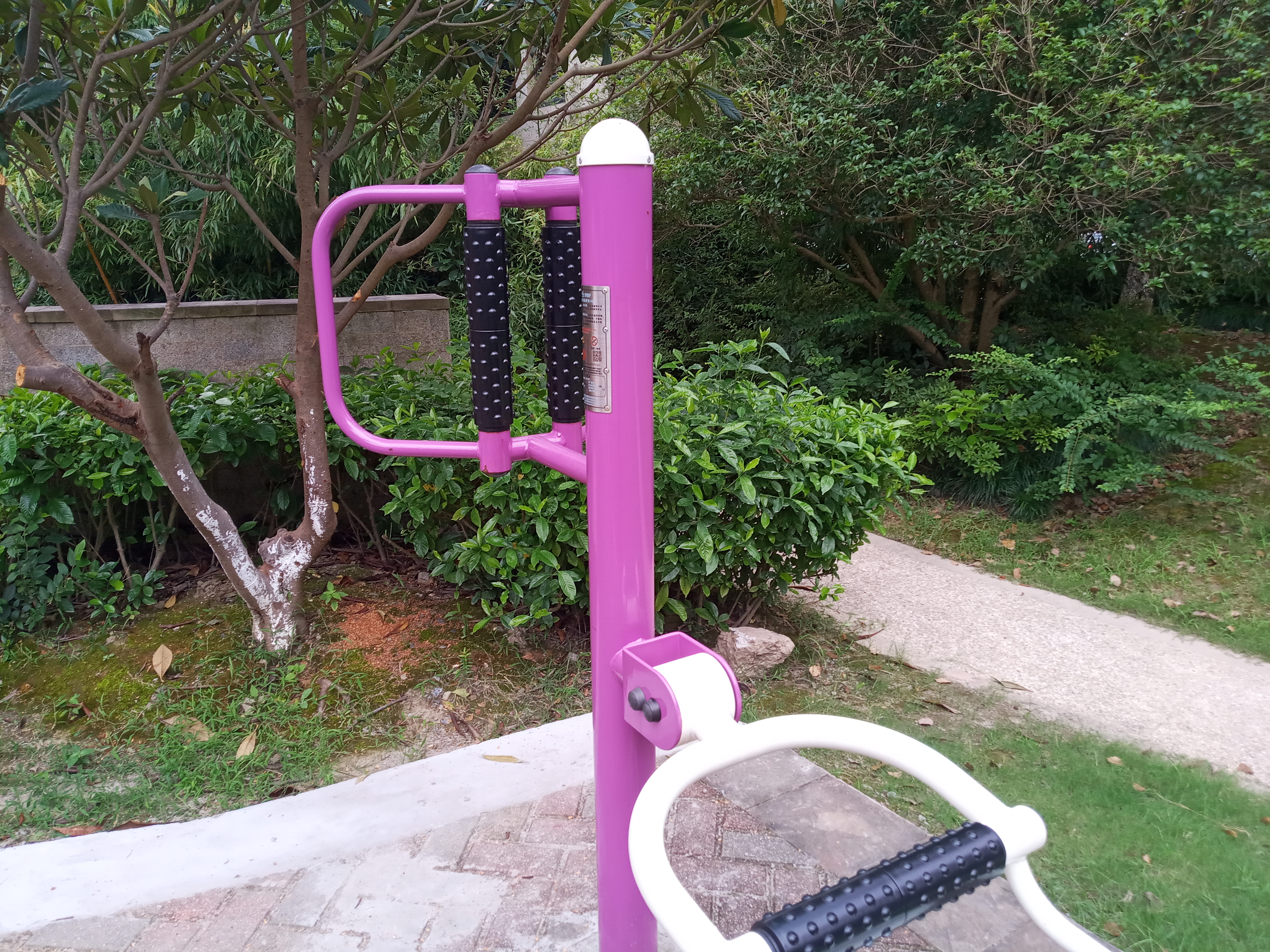 坐式腰背按摩器