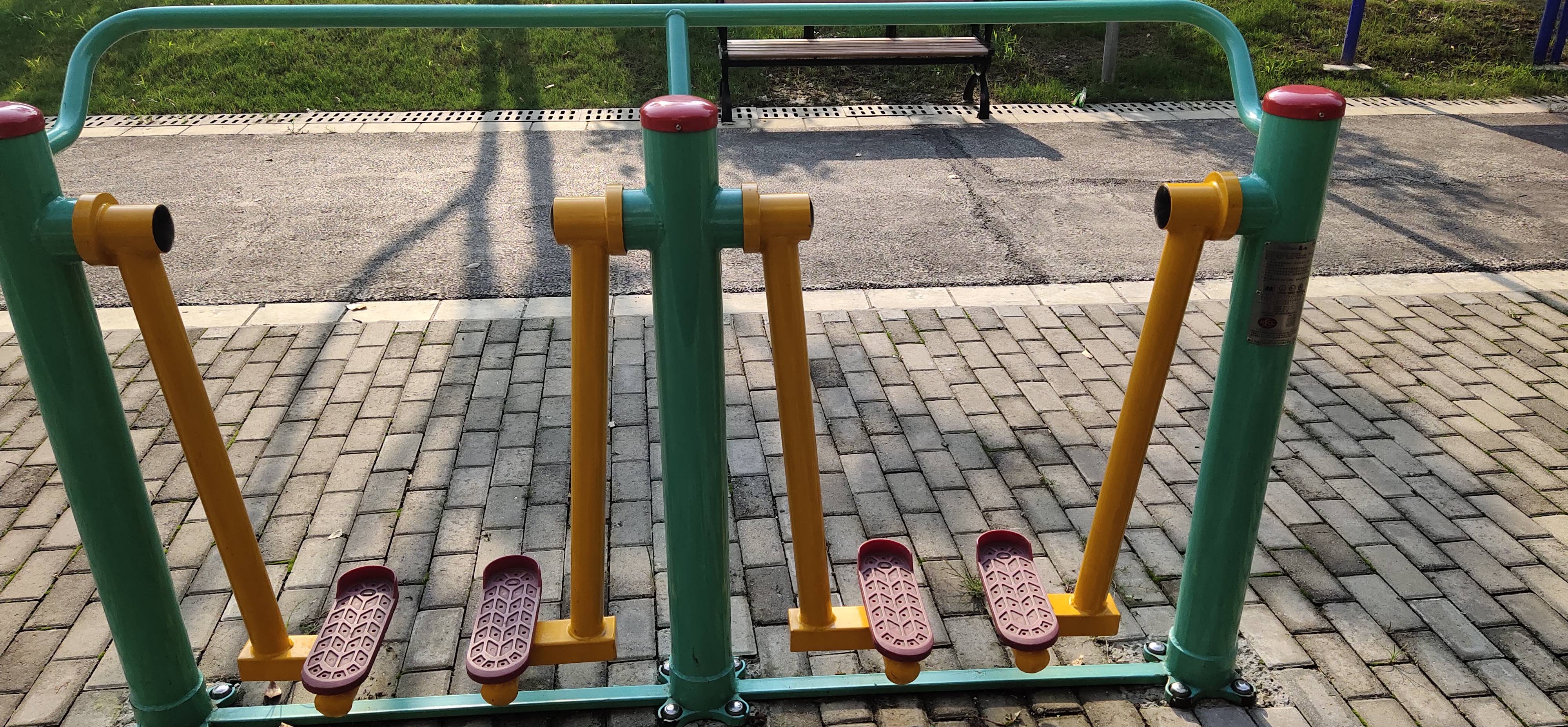 兩聯(lián)漫步機(jī)